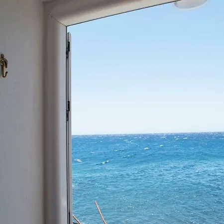 Διαμέρισμα Beach At Your Doorstep *